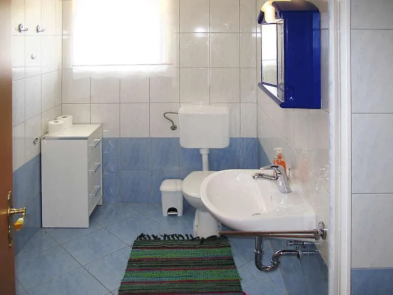 Holiday Home Yellowhouse Kaštel 0*,  Chorwacja